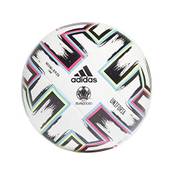 Adidas Uniforia Futsal Vergleich