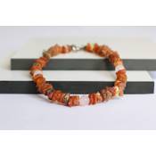 Bernsteinkette mit Rose Jade verziert