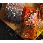 Holzatelier Kumitzberg Gebeizter & kalt geräucherter Lachs