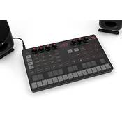 IK Multimedia IP-UNO-SYNTH-IN Vergleich