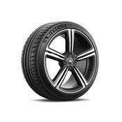 Michelin Pilot Sport 4