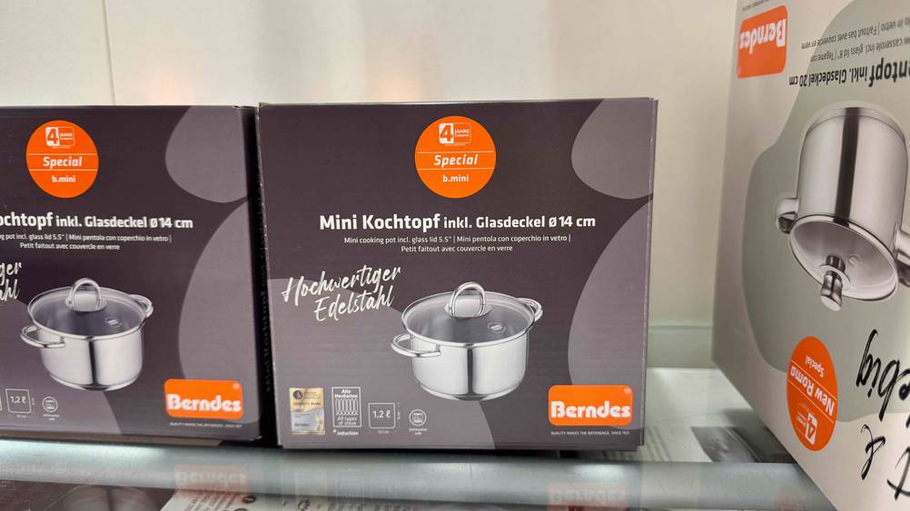 Die Verpackungen des getesteten Berndes Topfs.