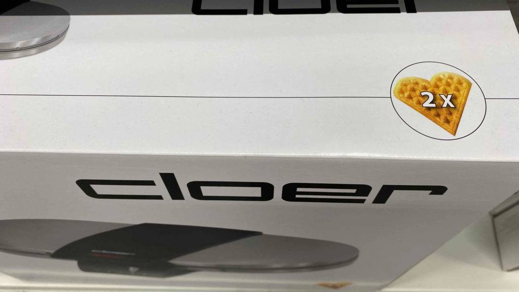 Doppel-Waffeleisen-Test: die Verpackung eines Doppel-Waffeleisens von oben im Fokus.