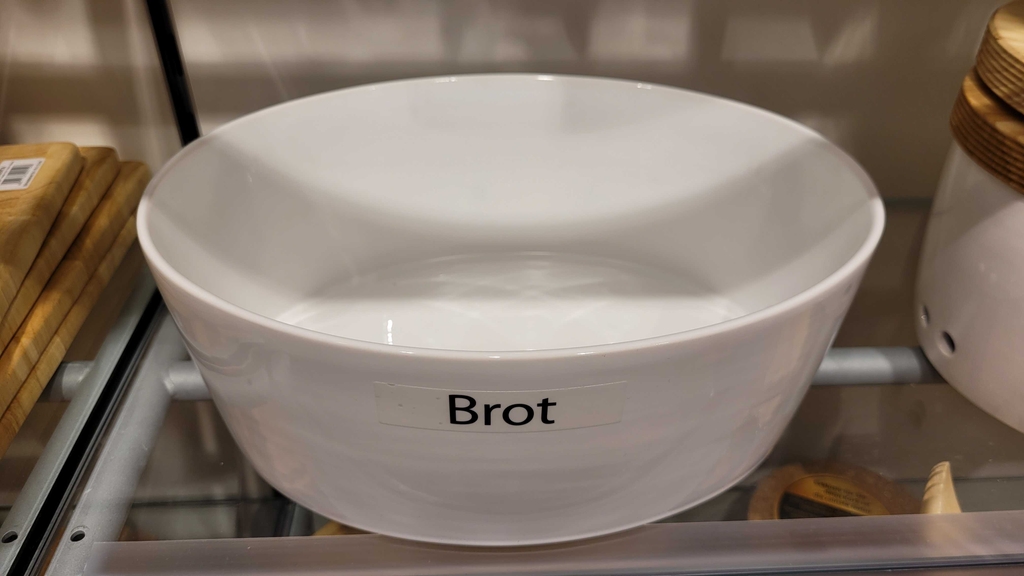 Brotbackform im Test: eine Brotbackform ohne Deckel mit der Aufschrift 