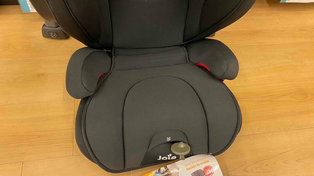 Kindersitz 15–36 kg getestet: Nahaufnahme der Sitzfläche.
