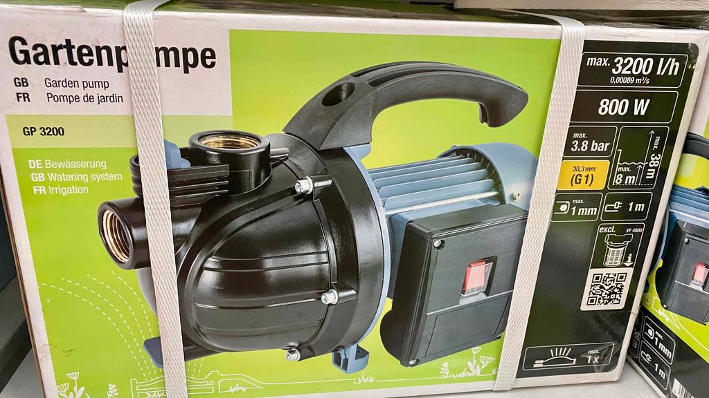 Gartenpumpe im Test: Originalverpackung einer Gartenpumpe