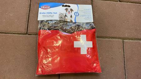 Erste Hilfe Tasche für Hunde für unterwegs