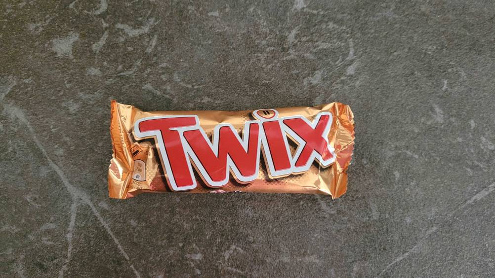 Ein getesteter Schokoriegel in seiner Originalverpackung.