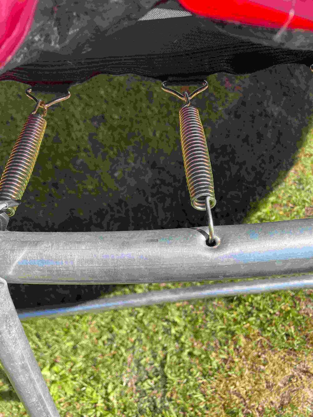 Federn des Trampolins