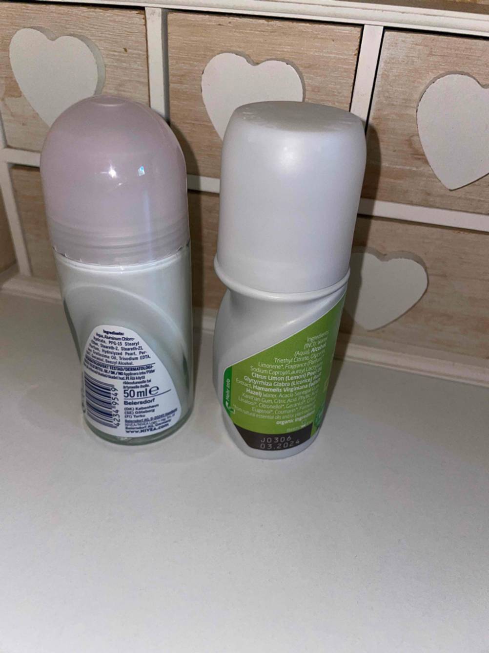 Zwei Deo-Roller Rückseite der Verpackung.