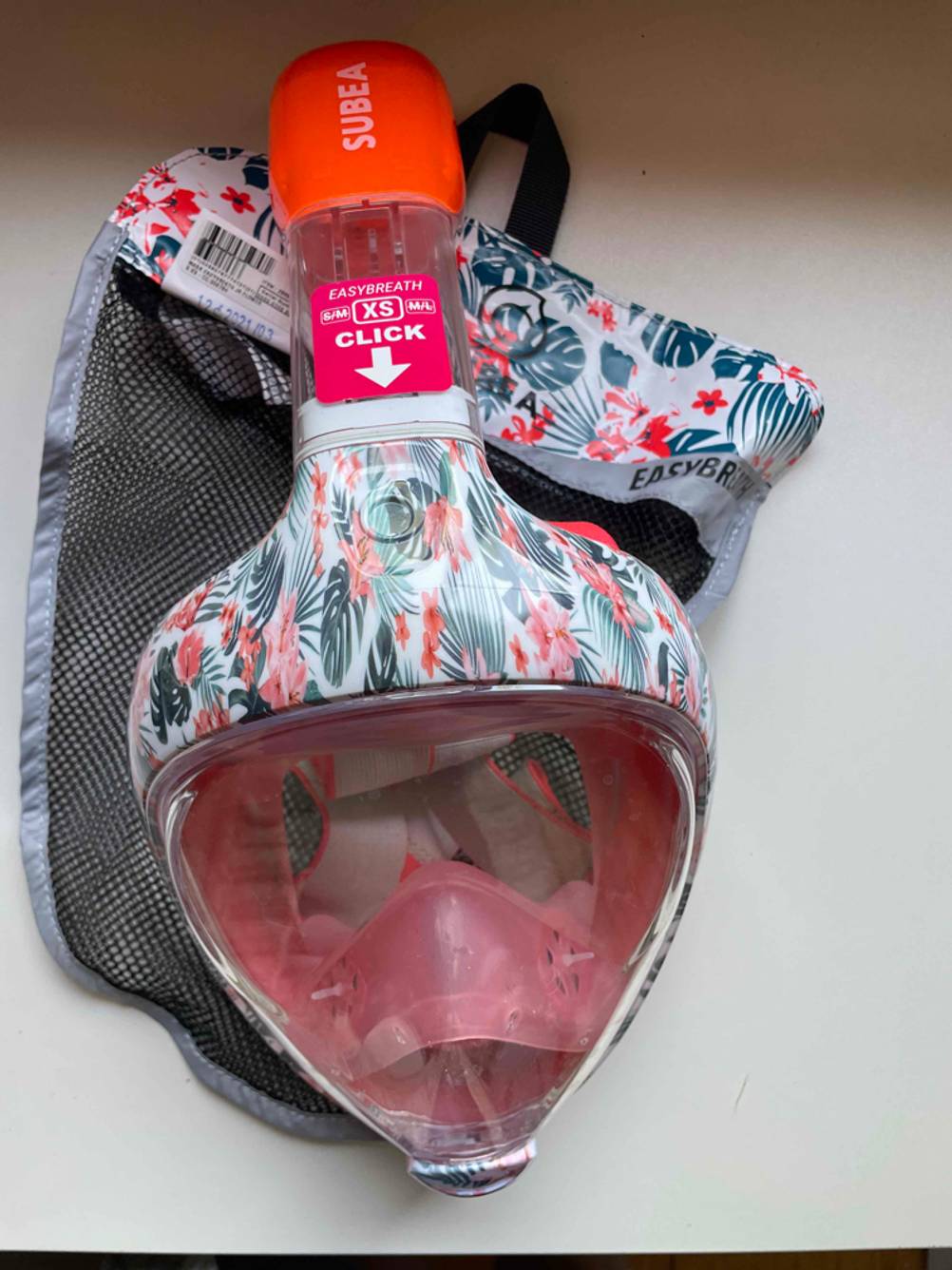 Kinder-Schnorchelmaske in rosa von schräg oben
