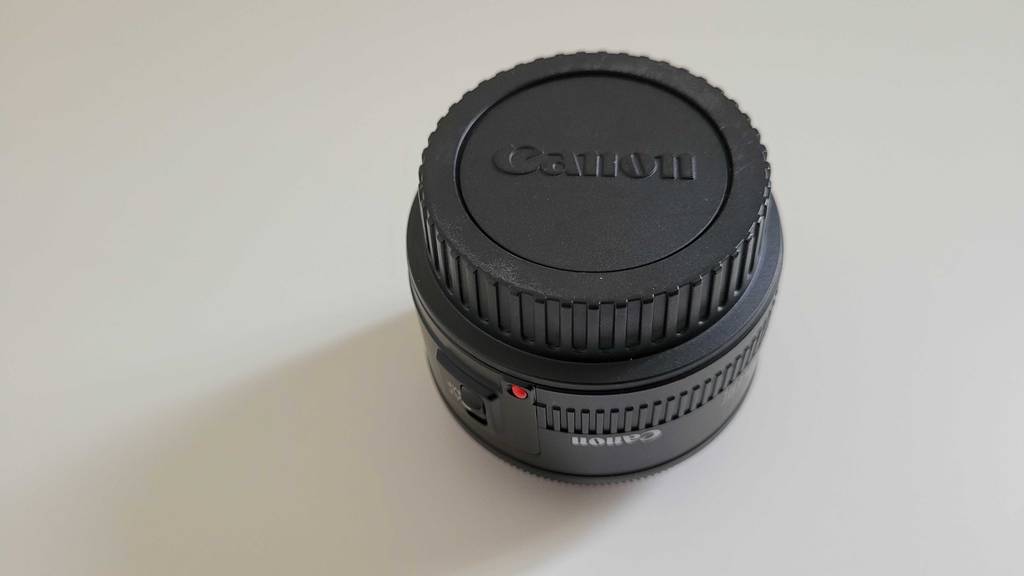 Canon-Objektiv-Test: Ansicht auf den Deckel des Bajonettverschlusses.