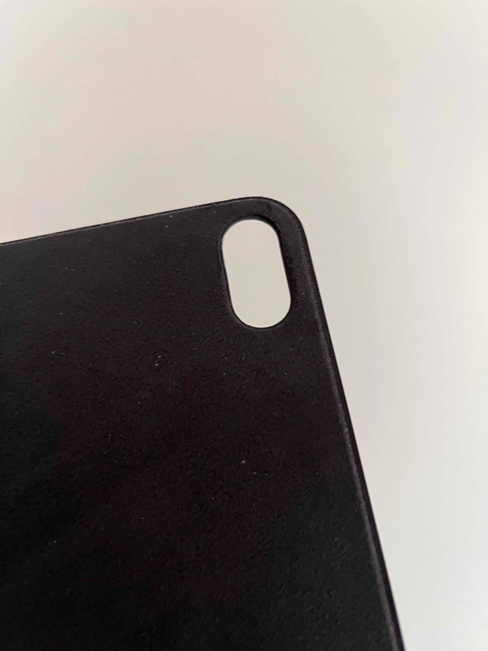 iPad-Tastatur getestet: Nahaufnahme Aussparung für Kamera.