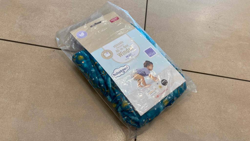 Stoffwindeln im Test: Stoffwindeln in offener Verpackung mit dem Hinweis auf OEKO-TEX-Zertifizierung.