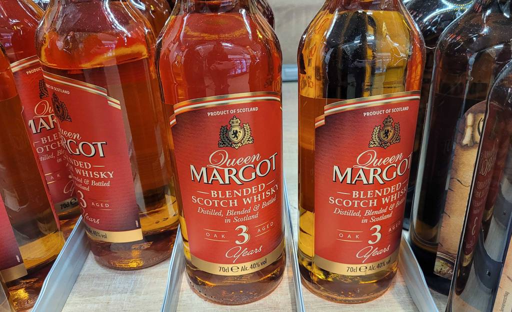 Vorderseite der Flasche des getesteten Blended-Scotch-Whiskys.