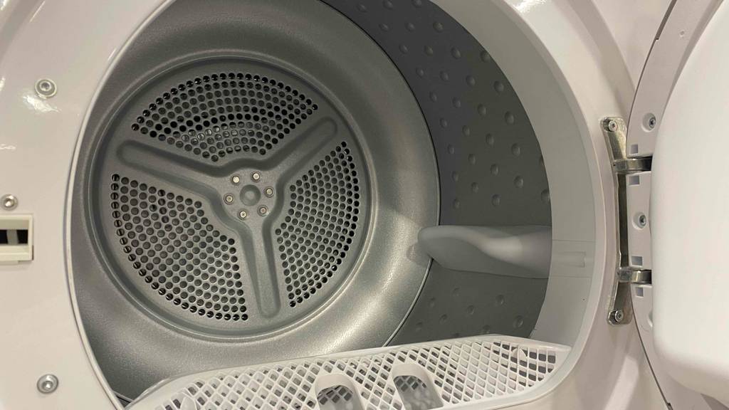 Kondenstrockner getestet: Detailaufnahme der Trommel eines VESTEL-Gerätes.