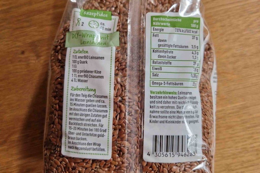 Leinsamen-Test: Rückseite von durchsichtiger Verpackung.
