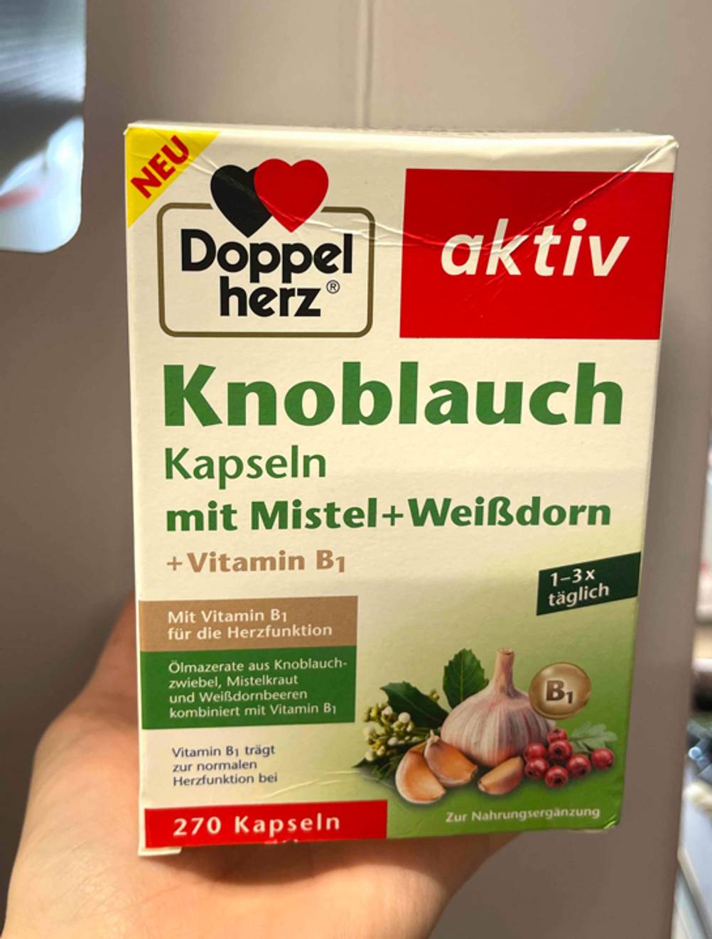Die Vorderseite der Verpackung der getesteten Knoblauch-Mistel-Weißdorn-Kapseln mit einem Inhalt von 270 Kapseln.