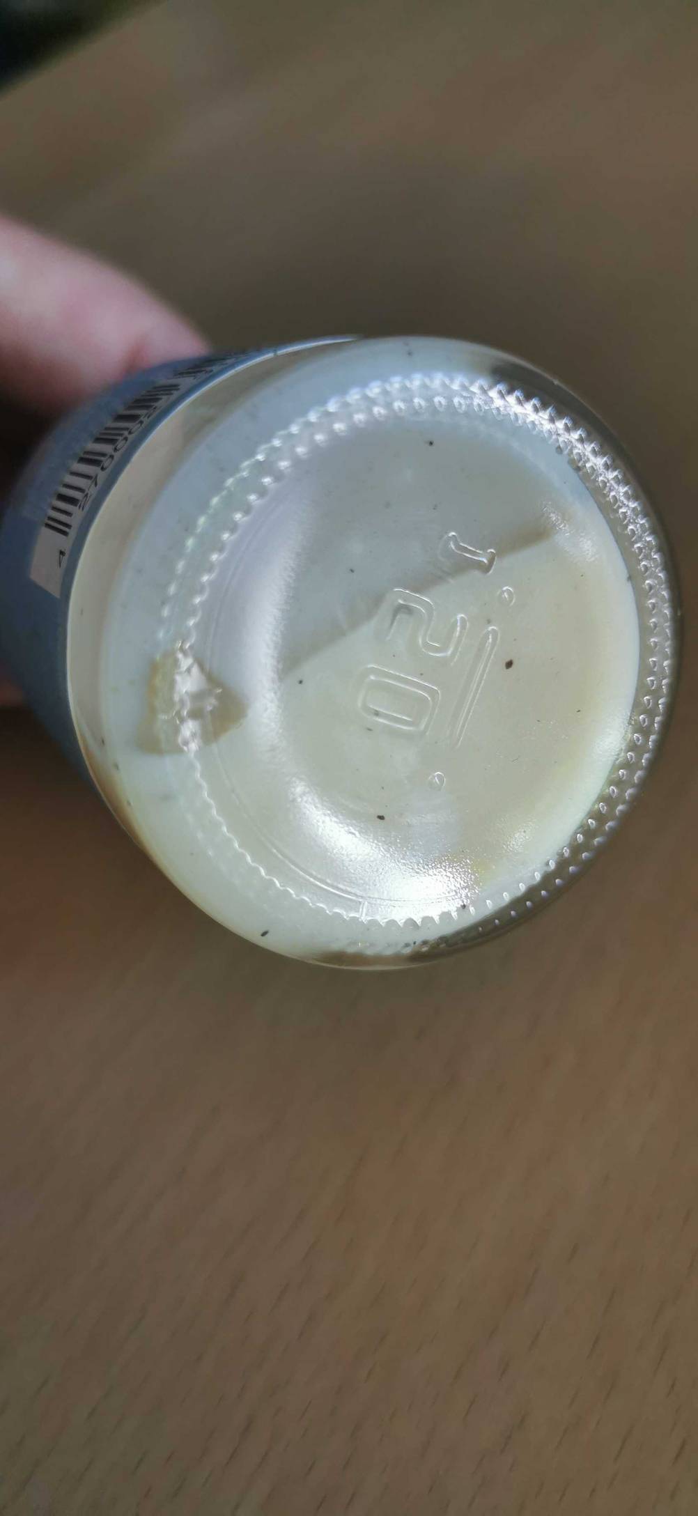 Eierlikör getestet: Boden einer Flasche.