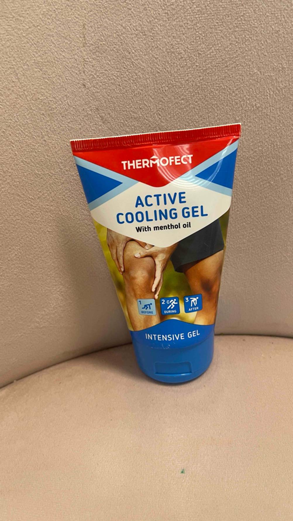 Das getestete Kühlgel von vorn ersichtlich.