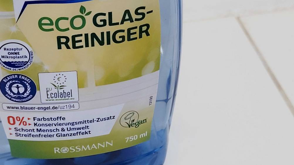 Scheibenreiniger getestet: Detailaufnahme Label mit Infografiken.