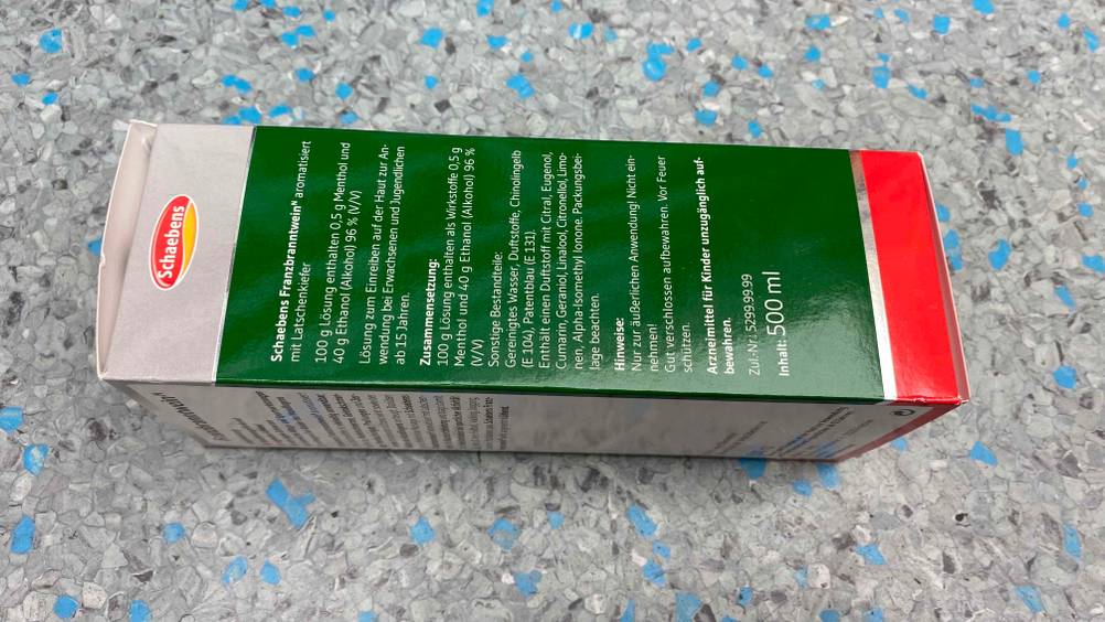 Im Test: Rückseite der Originalverpackung des Franzbranntweins.