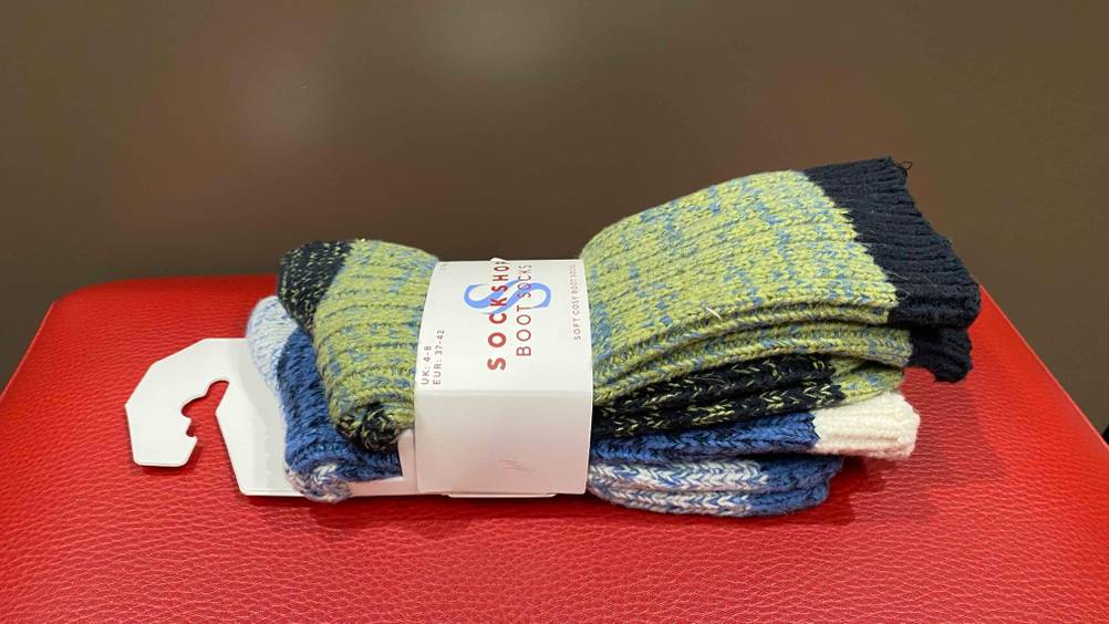 Wintersocke-Test: ein Paar Wintersocken in Verpackung.