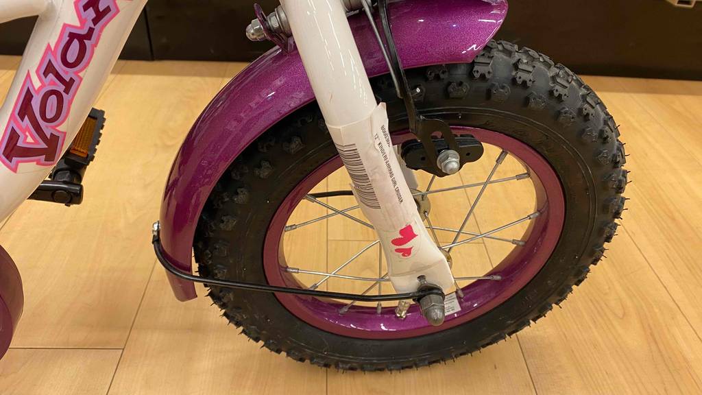 Reifen von Kinderfahrrad.