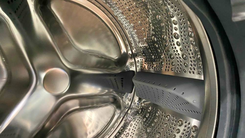 Innenansicht der Trommel einer getesteten Bosch-Waschmaschine.