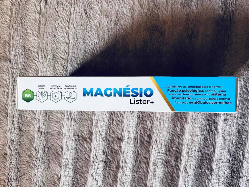 Magnesiumcitrat im Test: eine Packung Magnesiumcitrat von der Seite ersichtlich.
