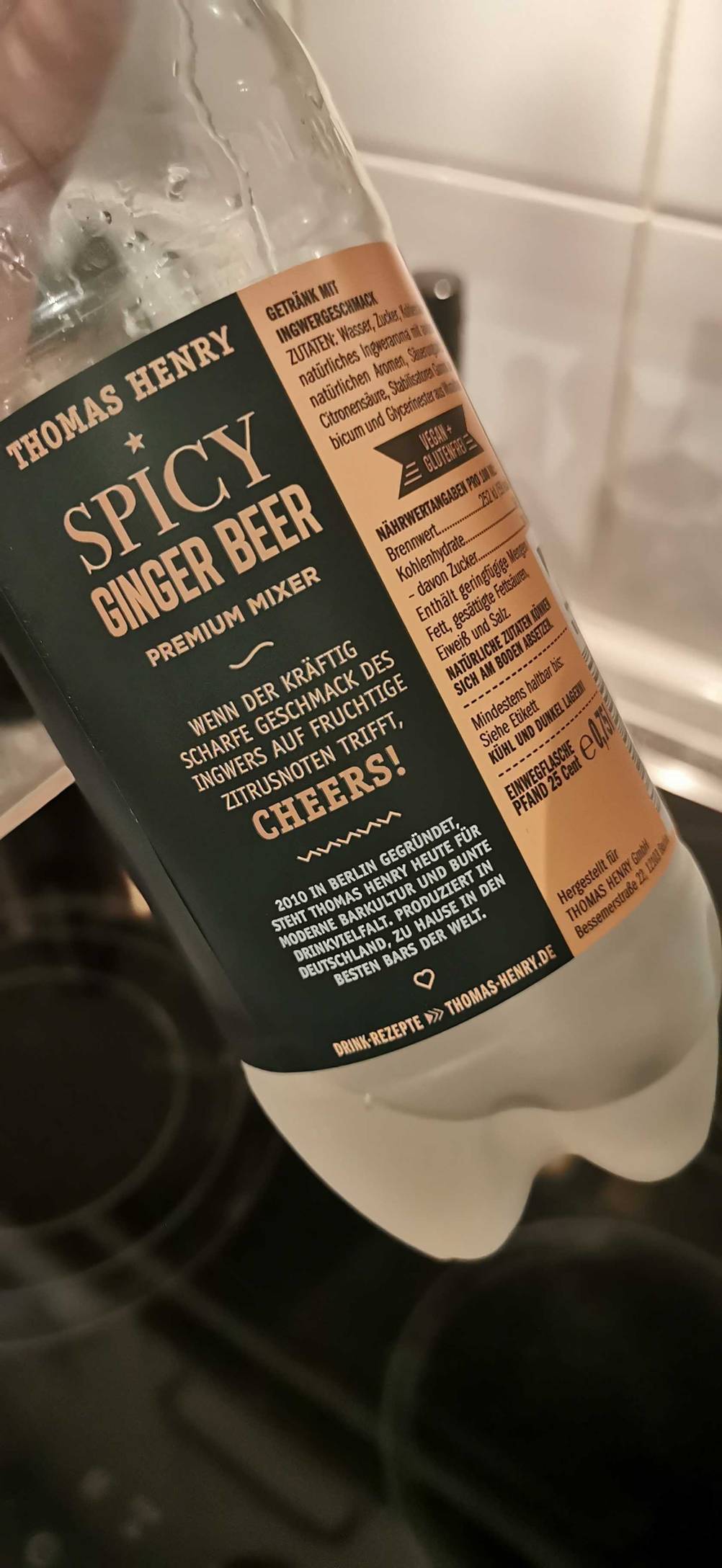 Im Test: Nahaufnahme Label eines Gingerbeers.