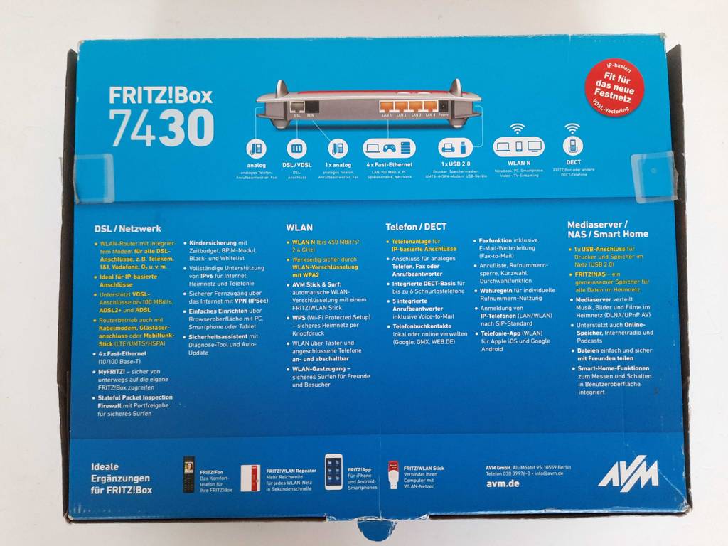Die Rückseite der Verpackung einer getesteten Fritzbox.