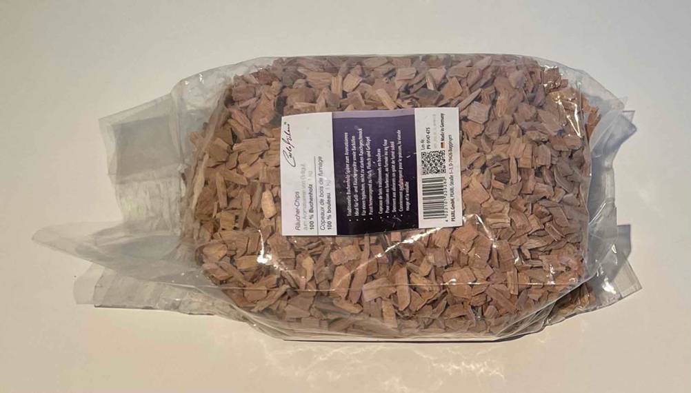 Räucherchips im Test: Räucherchips in einer durchsichtigen Verpackung.