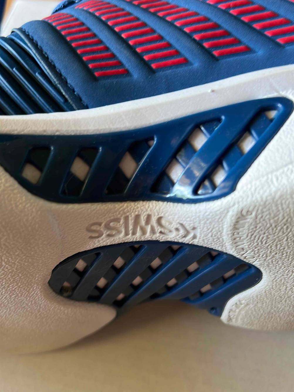 Tennisschuhe-Herren-Test: Tennisschuhsohle in der Nahaufnahme