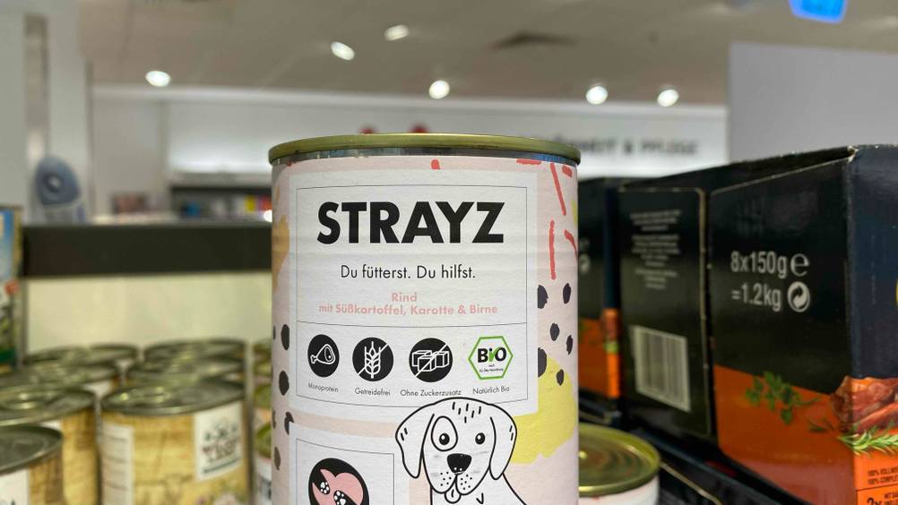 Im Test: Detailaufnahme des Labels von einer Dose Hundefutter.