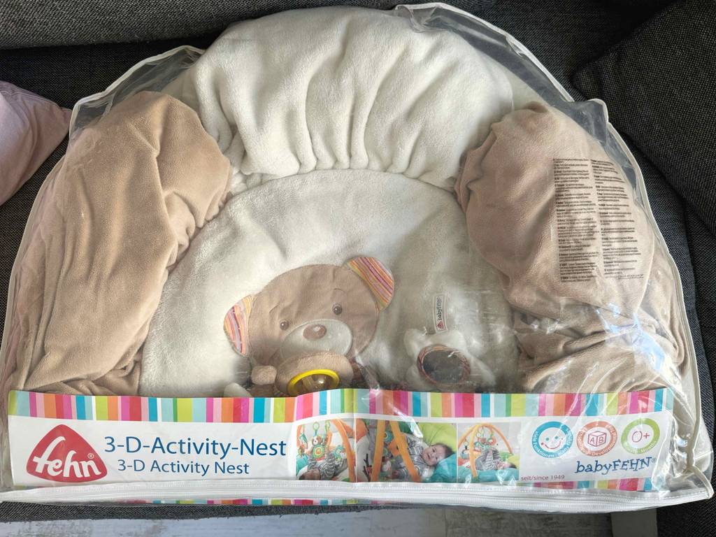 Ein getesteter Spielbogen, der sich noch in der Verpackung befindet.