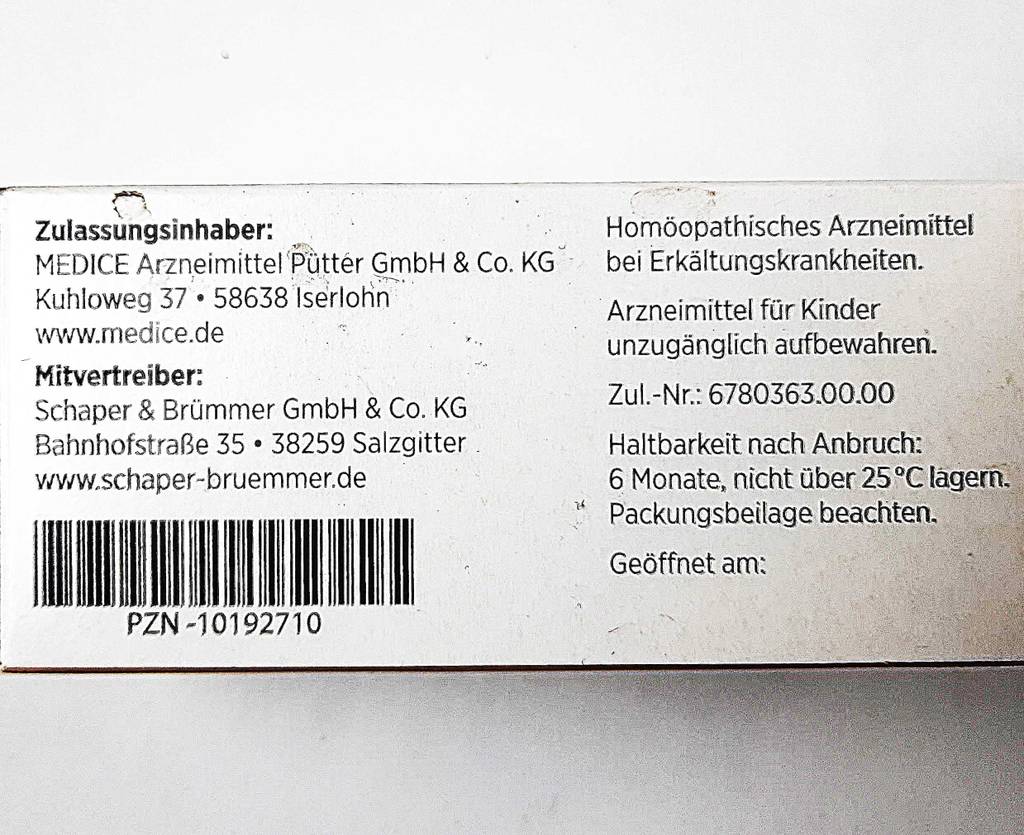 Nahaufnahme der Produktbeschreibung auf der Verpackung der getesteten Hunstentropfen.