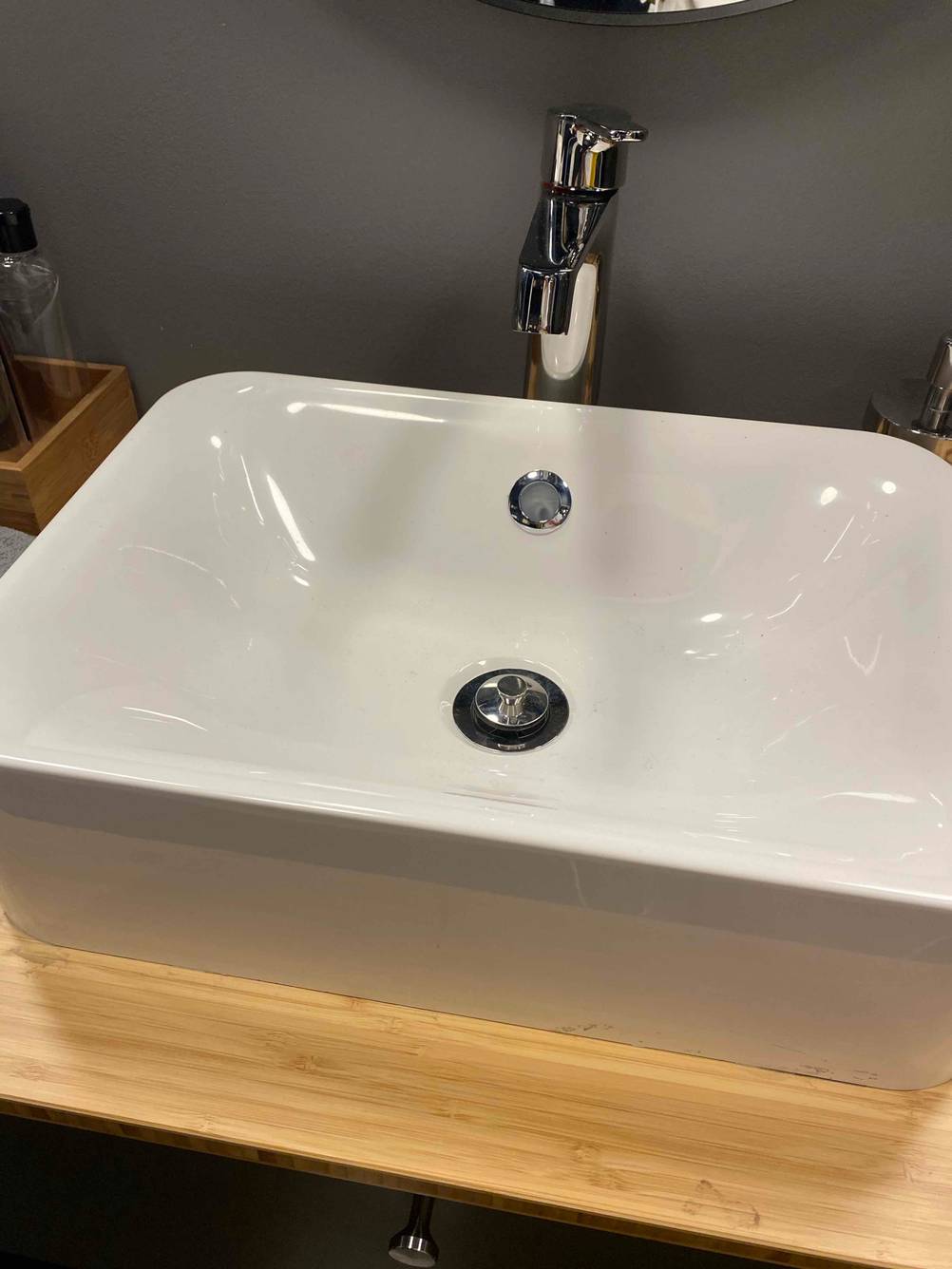 Keramik-Waschbecken