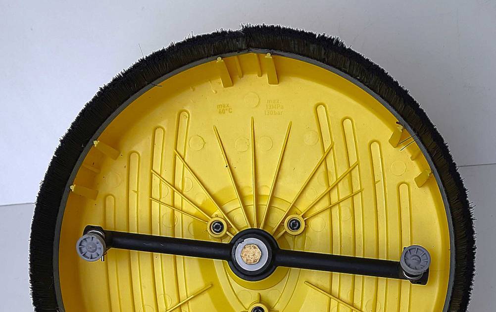 Nahaufnahme der Borsten der getesteten Kärcher-Waschbürste.