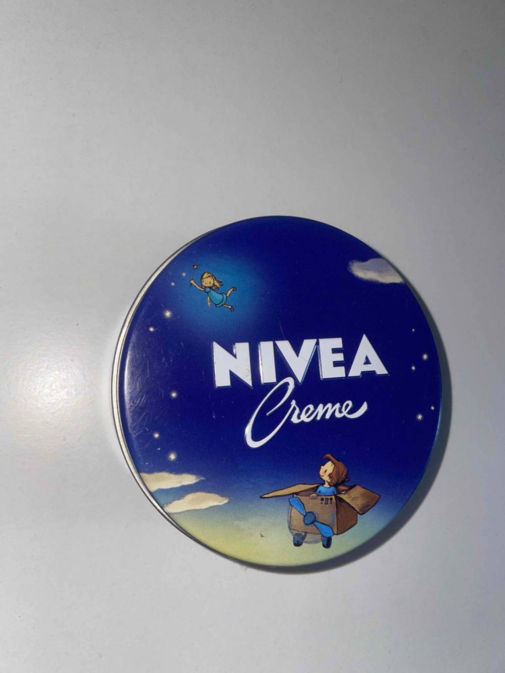 Nivea Creme- Tigel.
