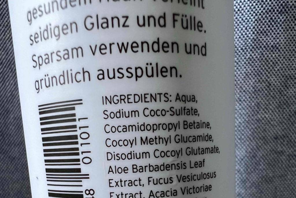 Shampoo Rückseite der Flasche.