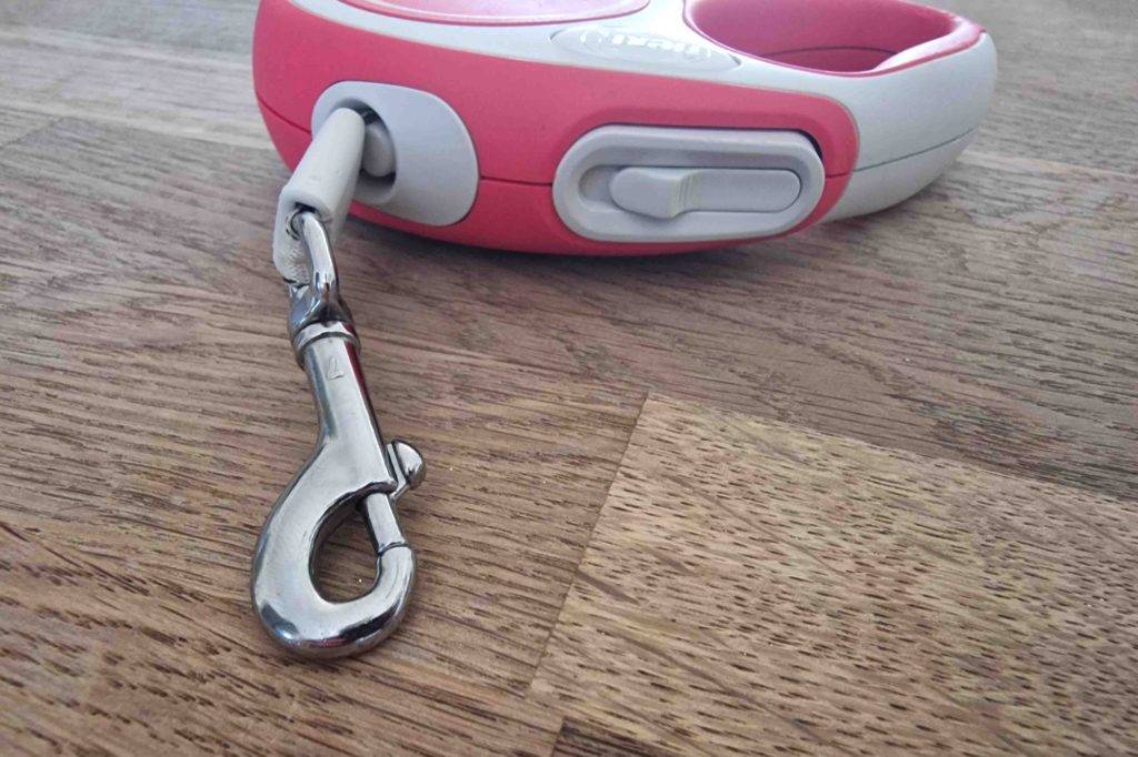 Im Test: Nahaufnahme Karabiner der Rollleine
