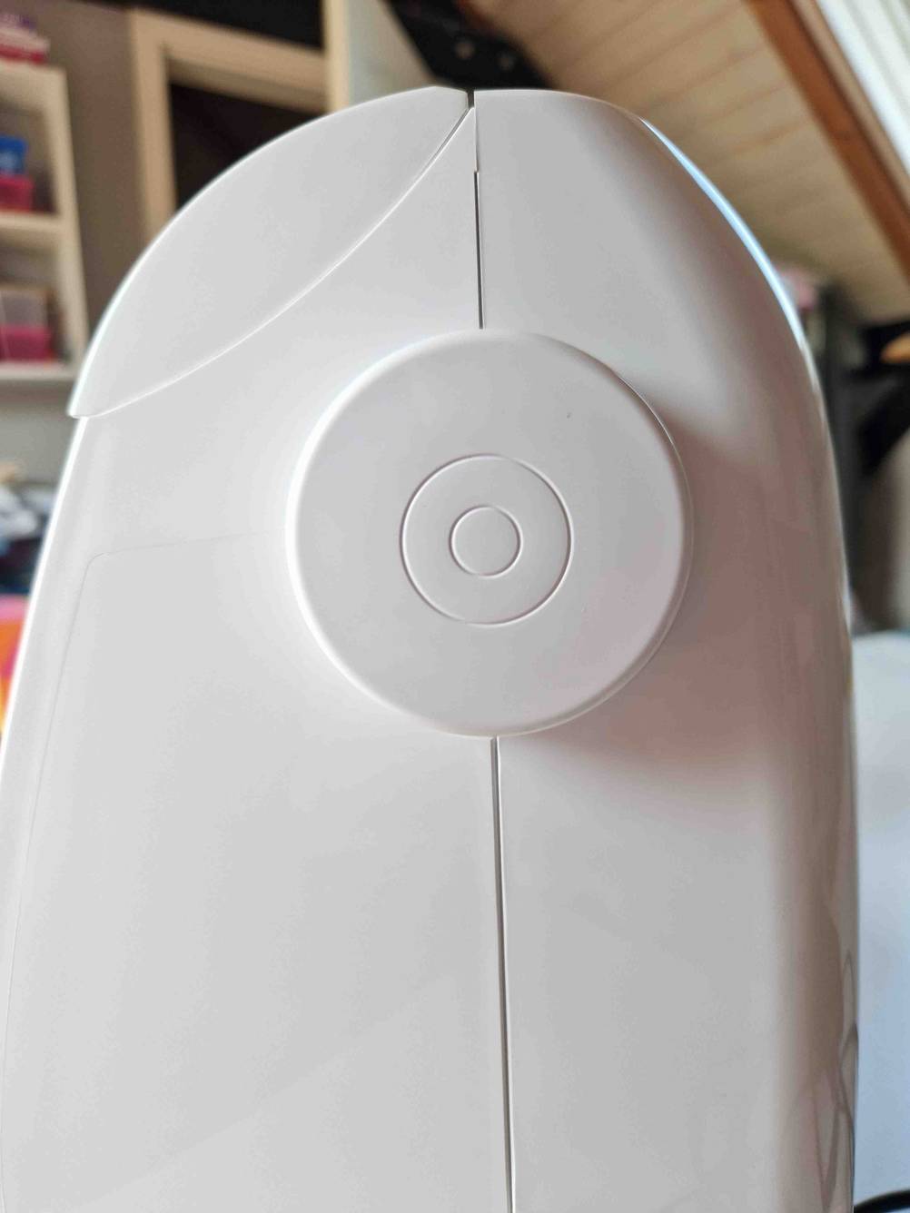 Im Test: Detailaufnahme des Handrades einer Brother-Nähmaschine.