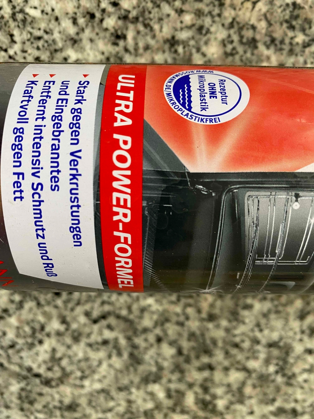 Backofenreiniger im Test: liegender Backofenreiniger ohne Mikroplastik.