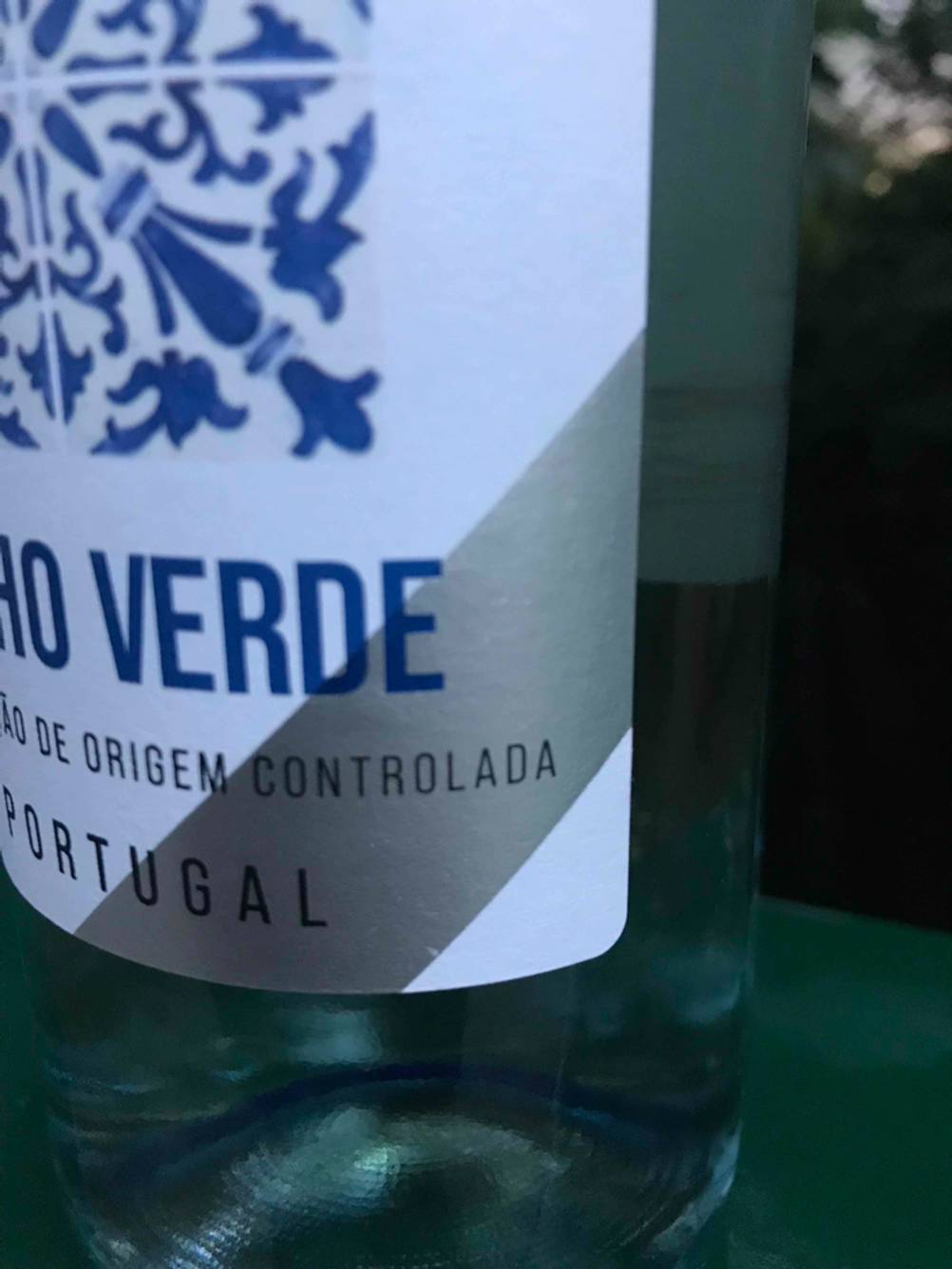 Im Test: Detailaufnahme des Labels mit Schrift.