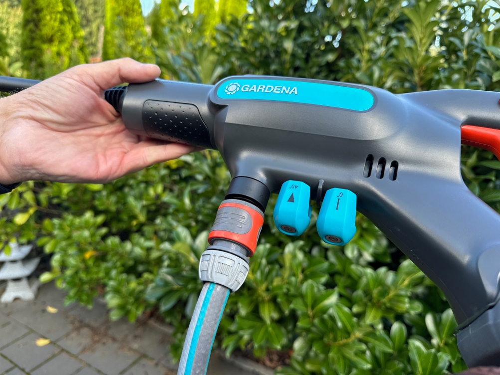Wasseranschluss des Gardena AquaClean 24/18V P4A.