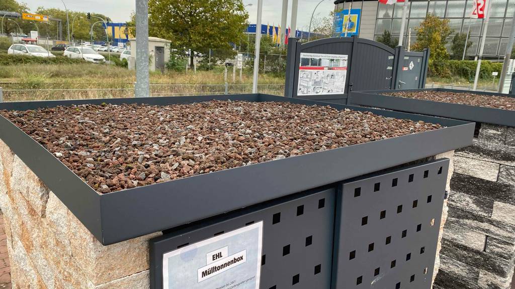 Getestete Mülltonnenbox von der Oberseite gezeigt.