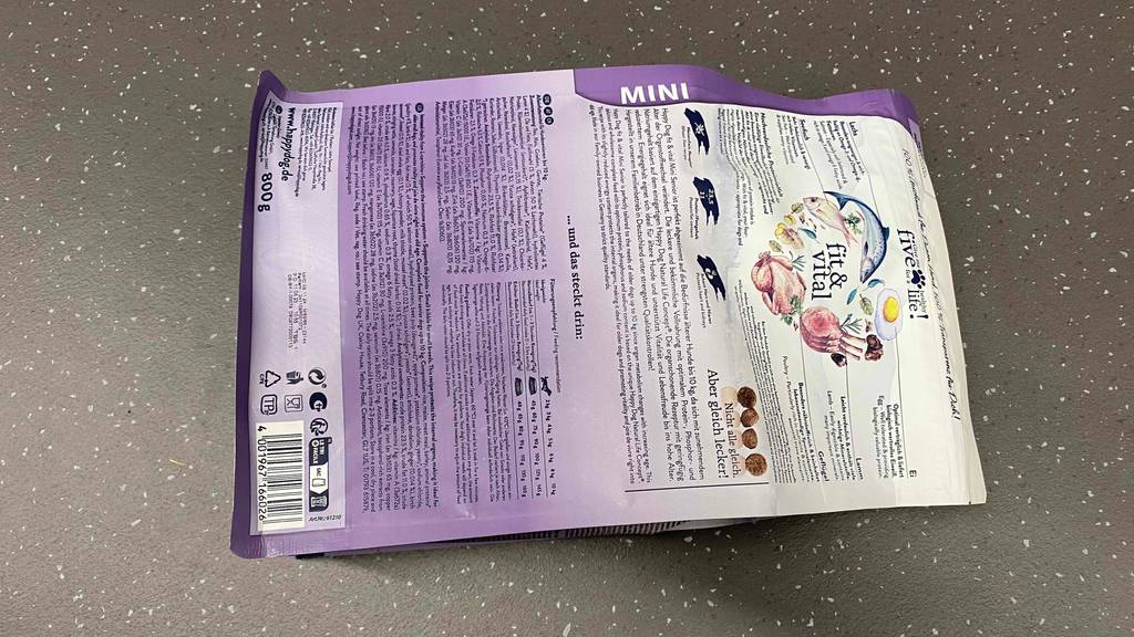 Rückseite vom getesteten Hundefutter-Senior