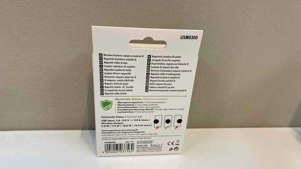 Qi-Ladegerät getestet: Rückseite der Verpackung.