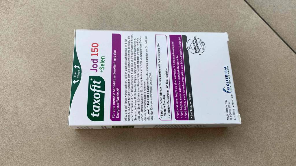 Jodtabletten-Test: Rückseite der Verpackung von Jodtabletten mit wichtigen Hinweisen zum Produkt.